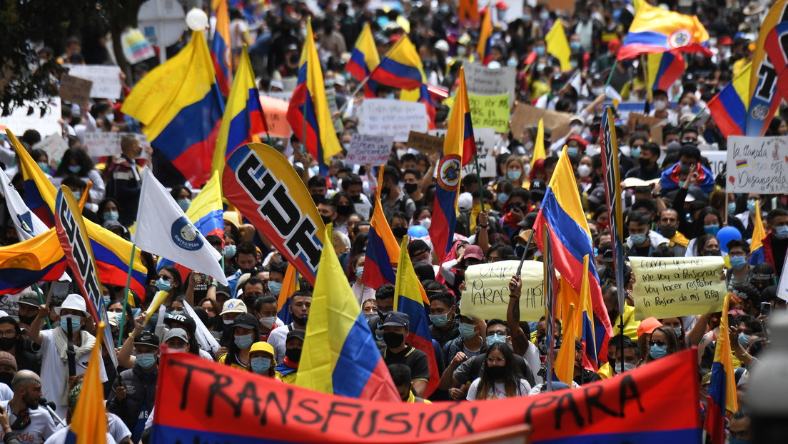 ¿Diálogo o negociación? El dilema entre el Gobierno y los promotores de la protesta en Colombia en su primer encuentro