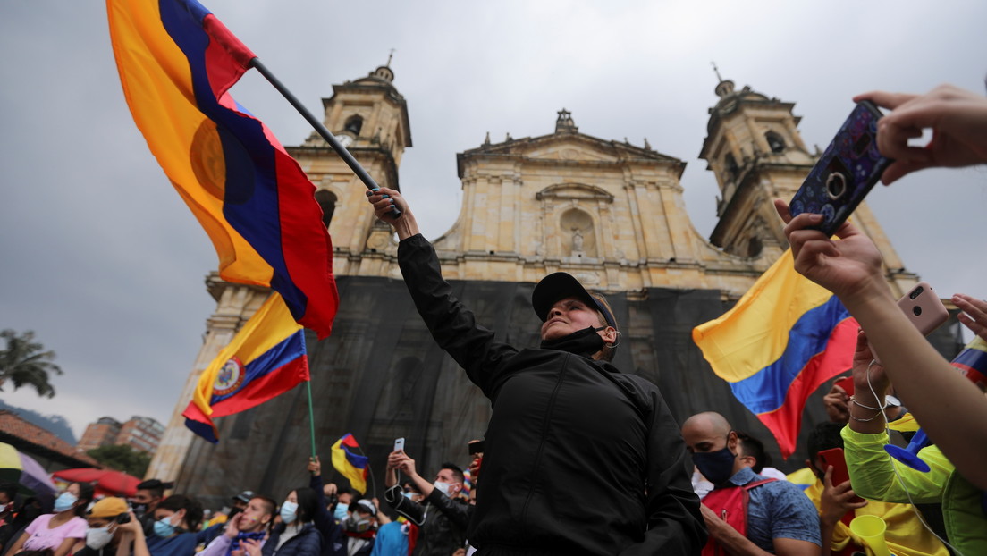 Aumenta a 27 el número de muertos en el marco de las protestas y hay 359 desaparecidos mientras continúa el paro nacional en Colombia