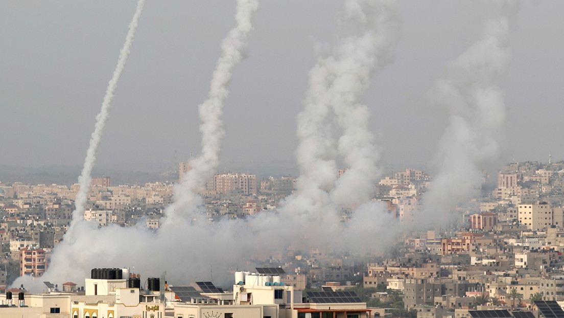 Hamás ataca Israel con cohetes tras el ultimátum para que retire a sus tropas de dos puntos conflictivos de Jerusalén (VIDEOS)