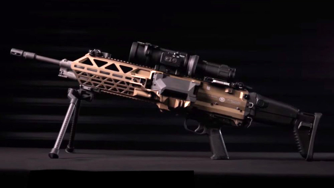 VIDEO: La compañía de armamento belga FN Herstal presenta la ametralladora más ligera del mundo