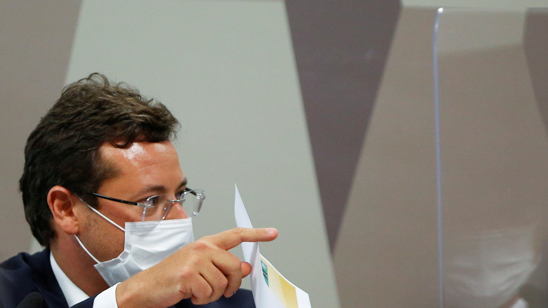 Un exsecretario de Comunicación de Brasil afirma que Bolsonaro ignoró una oferta de vacunas de Pfizer durante dos meses