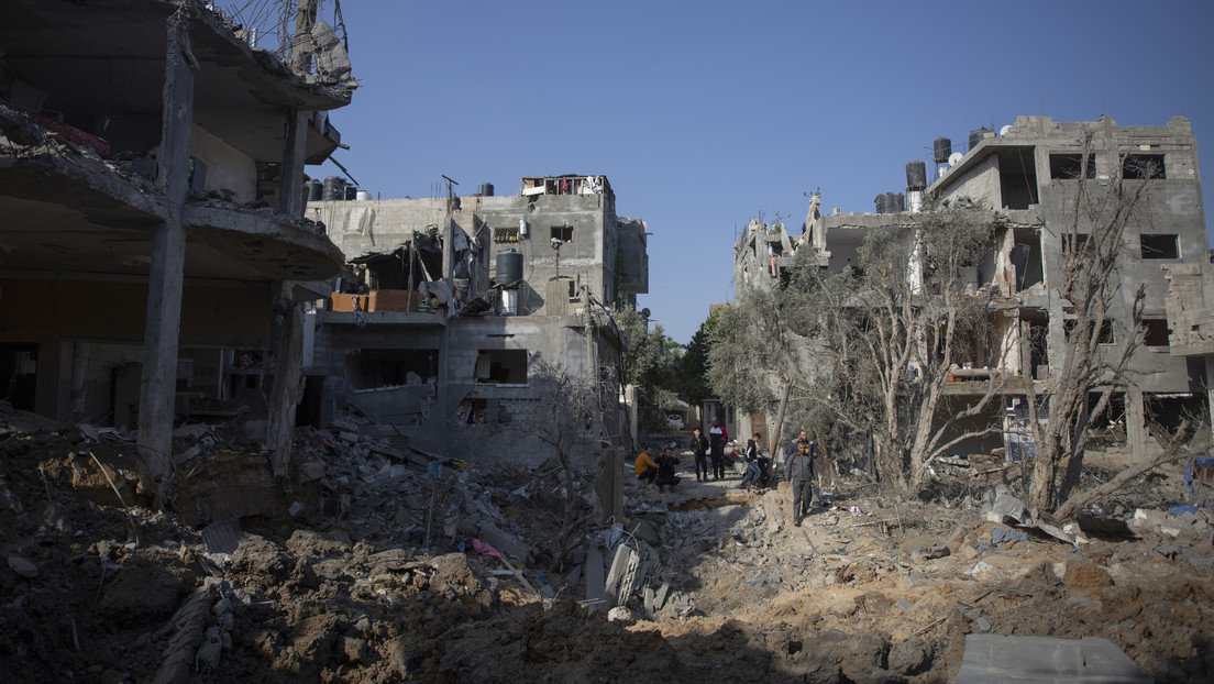 Advierten que los bombardeos israelíes a edificios residenciales en Gaza pueden ser considerados "crímenes de guerra"
