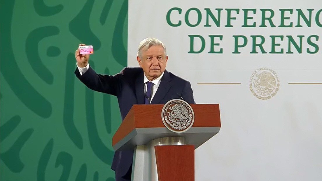 ¿Compra de votos? Promesas en tarjetas de plástico, el popular 'modus operandi' electoral en México
