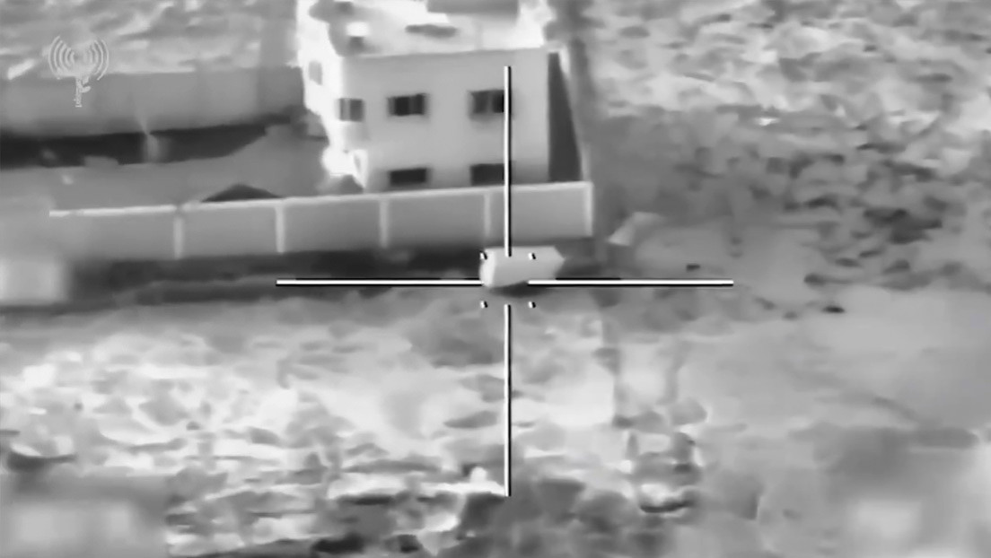 VIDEO: Israel ataca un almacén de las fuerzas navales de Hamás