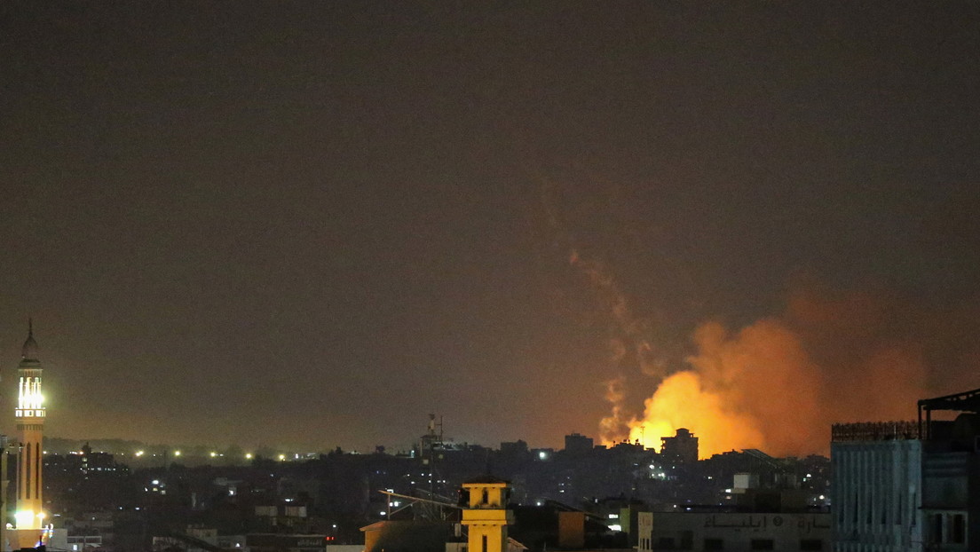 VIDEO: Gaza, sin luz, tras una serie de bombardeos de la aviación israelí