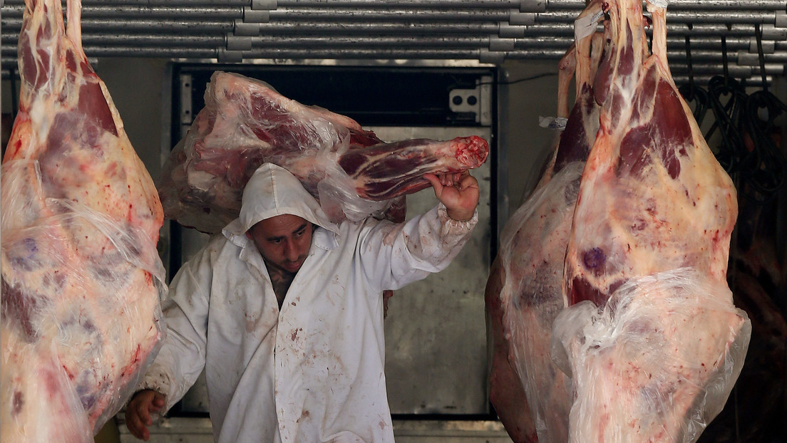 El Gobierno de Argentina suspende la exportación de carne bovina por 30 días