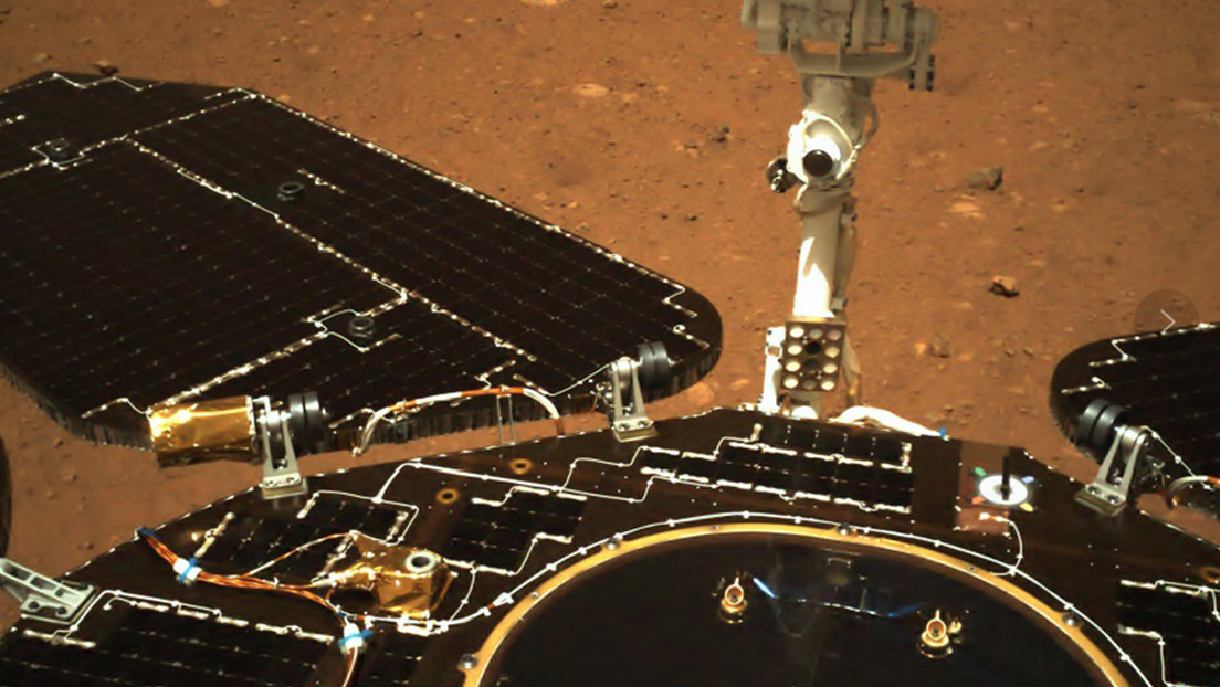 China publica imágenes del aterrizaje de su primer róver en Marte