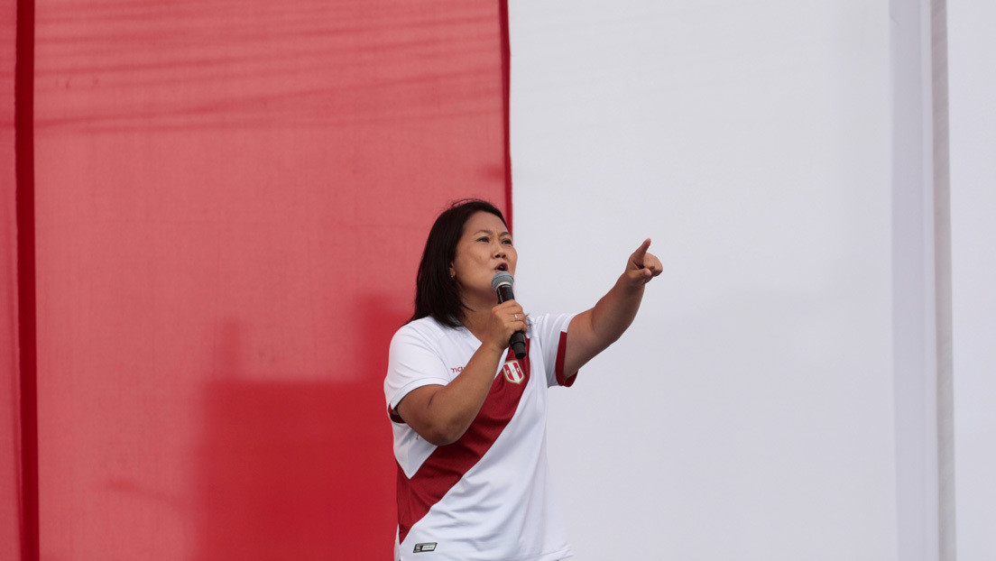 Futbolistas peruanos hacen una polémica campaña a favor de Keiko Fujimori y en las redes les responden: "La camiseta no se mancha"