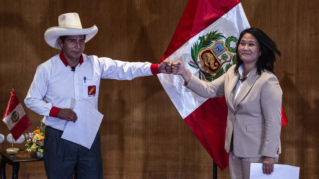 La última encuesta antes de las presidenciales en Perú arroja un empate técnico entre Castillo y Fujimori