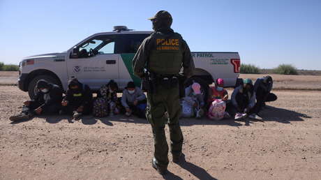 Patrulla Fronteriza de EE.UU. embiste a dos inmigrantes irregulares hondureños, matando a uno e hiriendo al otro