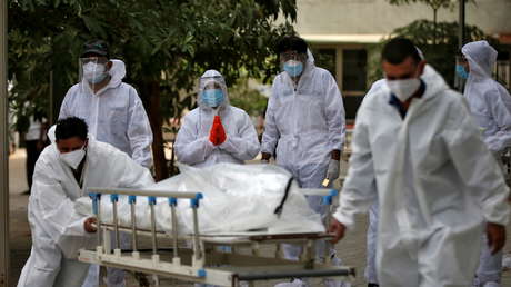 "Ya he vivido mi vida": Anciano de 85 años renuncia a su cama del hospital para que un hombre más joven sobreviva, y muere por coronavirus en su casa