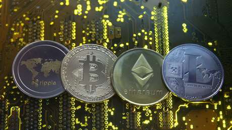 Una criptomoneda "absolutamente inútil" aumenta su valor hasta los 95.000 dólares (y la culpa la tiene un 'perro azul')