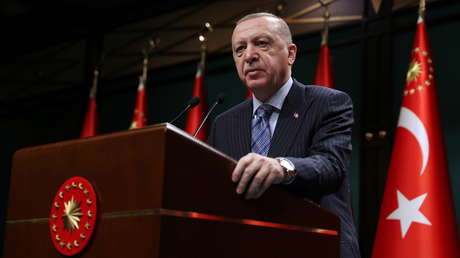 "Maldigo al Estado austriaco": Erdogan condena a Viena por haber izado la bandera de Israel en el techo de la Cancillería Federal