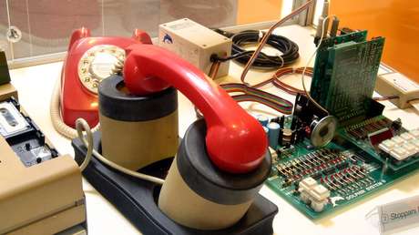VIDEO: Una curiosa grabación muestra cómo se revisaba un correo electrónico en 1984