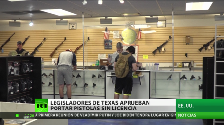 Legisladores de Texas aprueban portar armas sin licencia