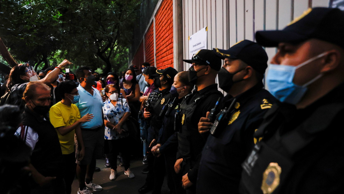 Agresiones, robos, cabeza humana y quema de casillas electorales: México registra incidentes violentos durante las elecciones intermedias