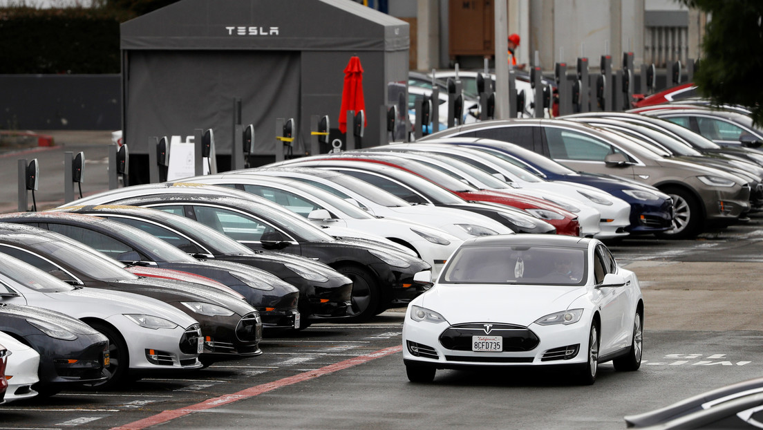 Elon Musk anuncia que Tesla no fabricará una versión mejorada del Model S Plaid