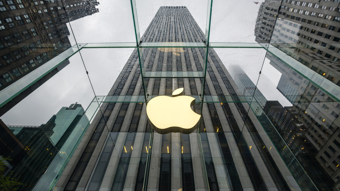 Apple paga una suma "millonaria" a una estudiante tras la publicación de fotos íntimas suyas por técnicos de la compañía