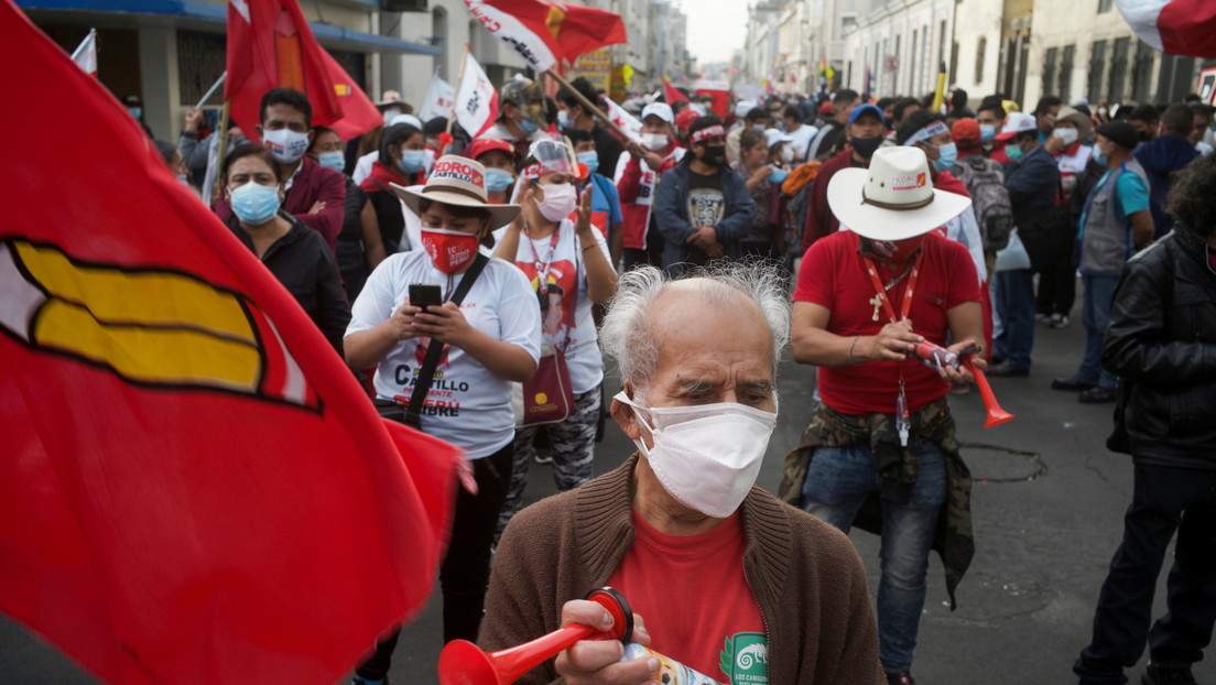 VIDEO: Manifestaciones en Lima a poco de finalizar el conteo de votos de las presidenciales
