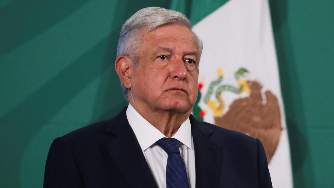 López Obrador pide perdón por el asesinato de 120 estudiantes hace 50 años en la masacre del 'Halconazo'