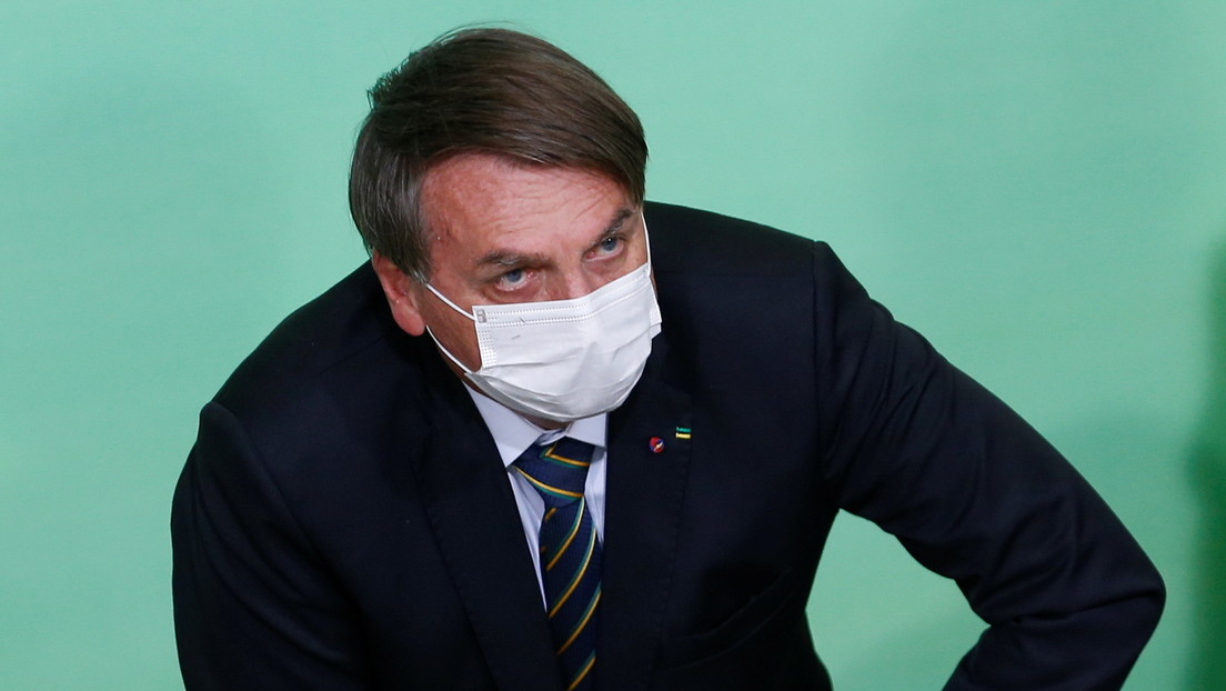 Bolsonaro pide que los vacunados y recuperados del covid-19 queden libres del uso de mascarillas
