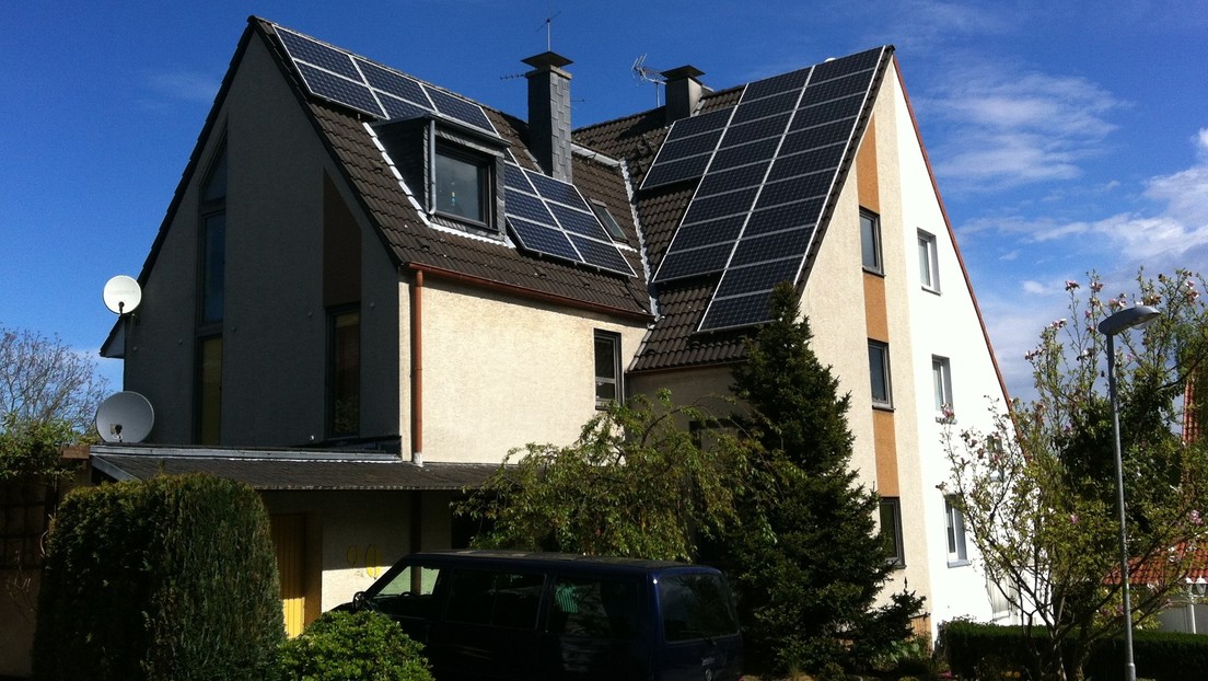 La 'startup' Dracula Technologies crea paneles solares impresos que convierten la luz ambiental en energía