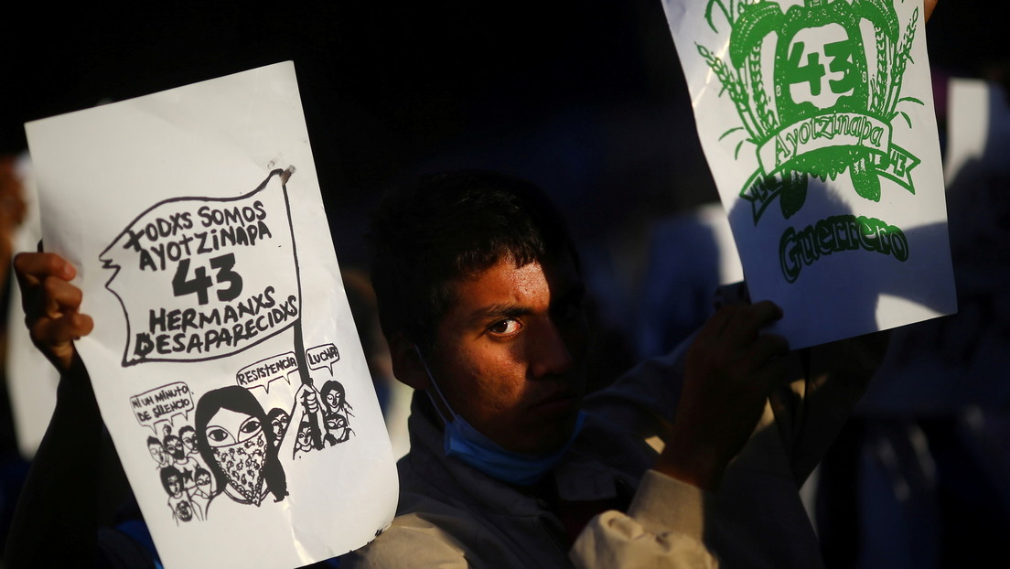Abogado de las víctimas de Ayotzinapa confirma que se identificaron los restos de Jhosivani Guerrero, uno de los 43 estudiantes desaparecidos