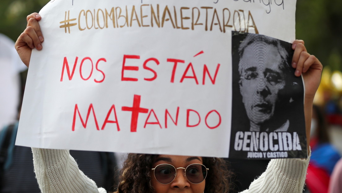 Entre las protestas en pandemia, la deslegitimación de las Fuerzas Armadas y la 'desilusión' de EE.UU.: ¿puede Colombia salir del laberinto?