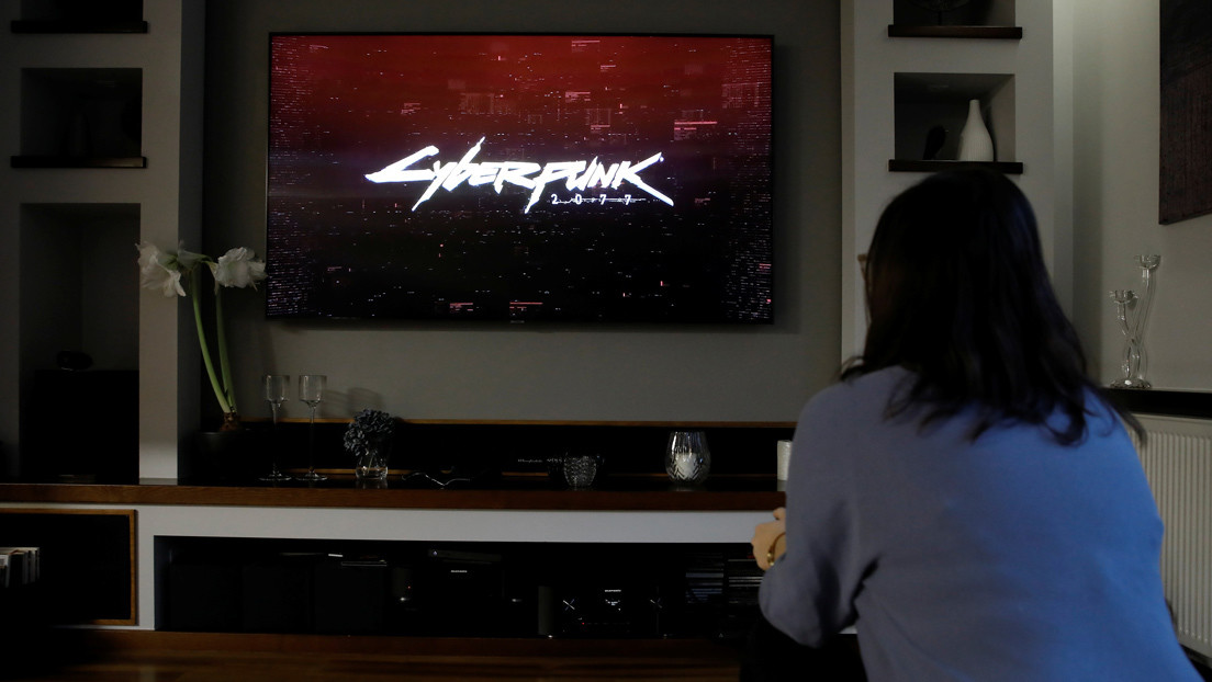 'Cyberpunk 2077' regresa a la tienda de PlayStation pero Sony advierte que el juego aún tiene fallas