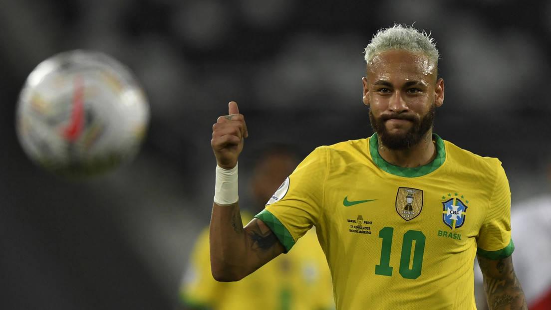 Tras el triunfo de Brasil en la Copa América Neymar llora de emoción por aproximarse a un récord de Pelé