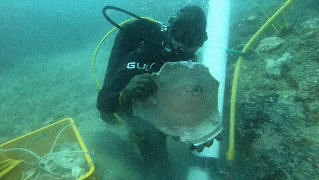 Hallan restos de dos naufragios de hasta 600 años de antigüedad con una variedad de piezas "raras" frente a las costas de Singapur (FOTOS, VIDEO)