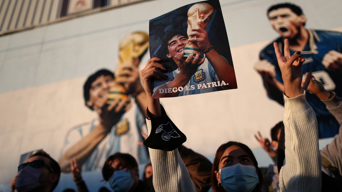 Argentina vuelve a gritar el 'Gol del siglo' a 35 años de la jugada más recordada de Diego Maradona