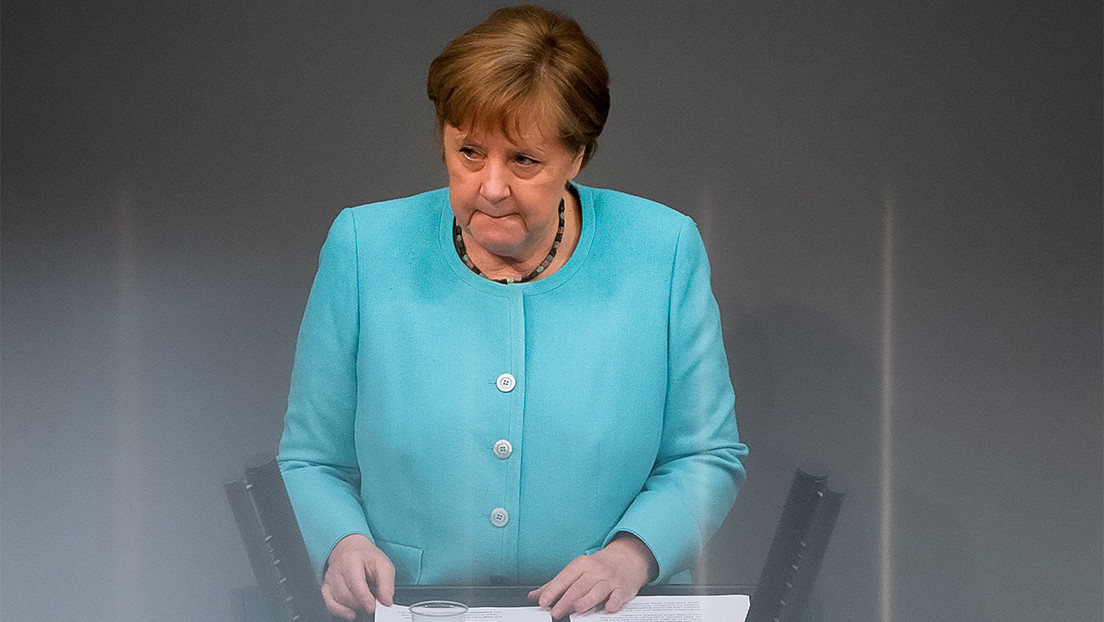 Merkel: "La Unión Europea debe buscar un contacto directo con Rusia y con el presidente ruso"