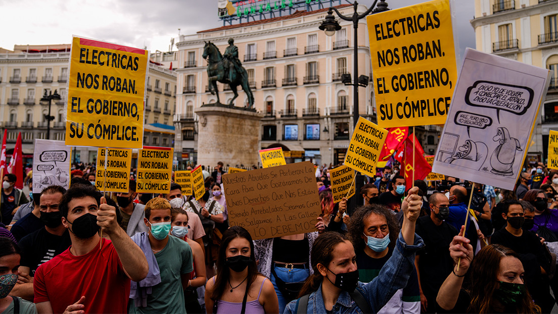 España reduce el IVA a la electricidad ante el recibo histórico de junio: por qué se pagan precios récord y qué problemas hay en el mercado