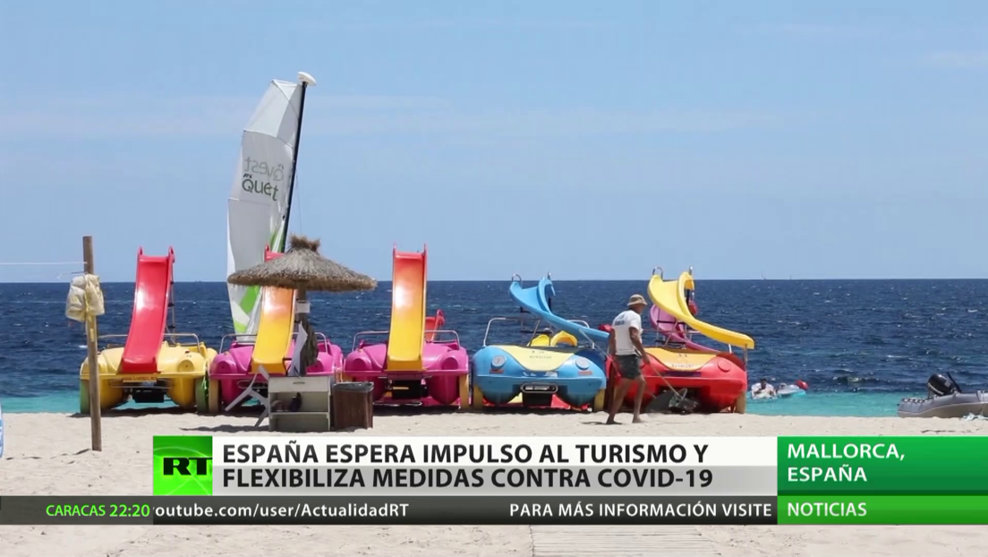 España espera impulso al turismo y flexibiliza medidas contra el covid-19
