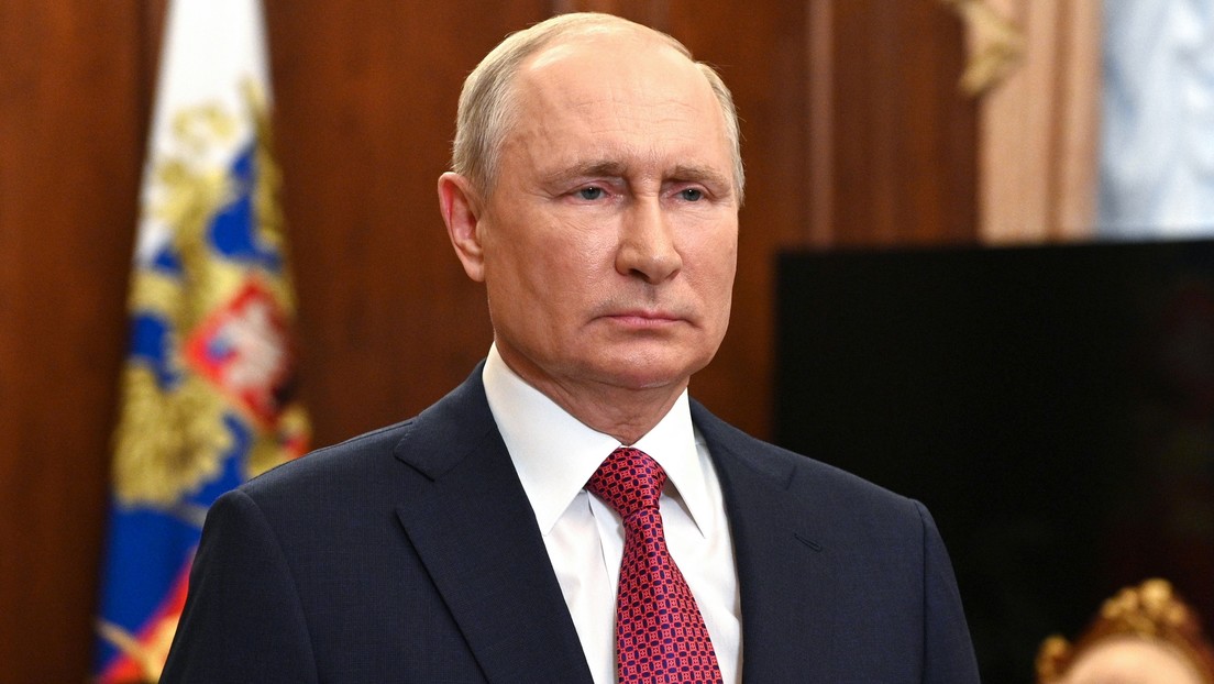 Putin ordena organizar hasta el 15 de julio la vacunación de los trabajadores migrantes
