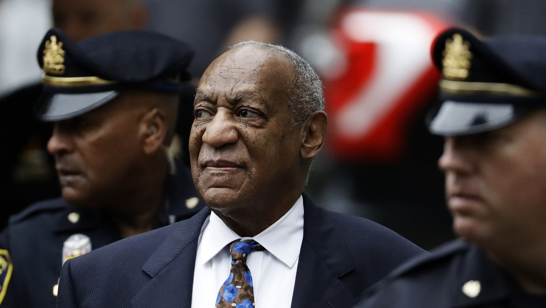 Bill Cosby saldrá de prisión después de que un tribunal anulara su condena por agresión sexual