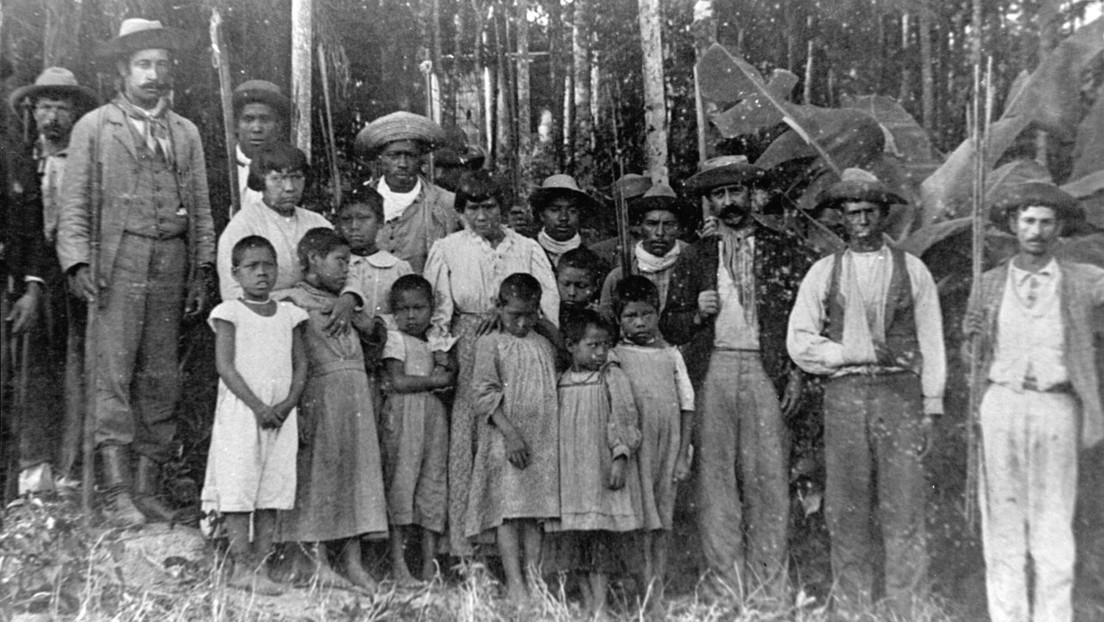 Un juicio crucial en Brasil decidirá sobre los derechos a la tierra de un pueblo indígena expulsado por colonos hace más de un siglo