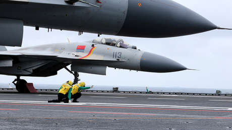 Malasia denuncia una "intrusión" de China tras interceptar 16 aviones militares sobre el mar de la China Meridional