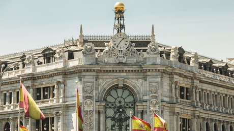 Por unos bancos centrales bajo control democrático (y el ambiguo informe contra la subida del salario mínimo en España)