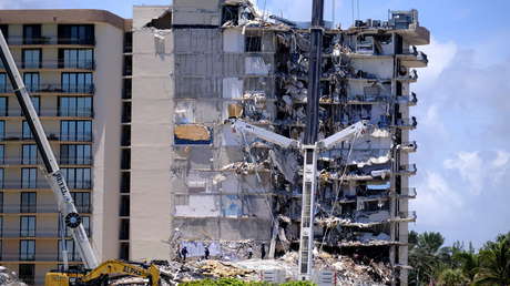 VIDEO: Momento en que se derrumba el edificio residencial de Florida que ha dejado al menos 11 fallecidos y más de 150 desaparecidos