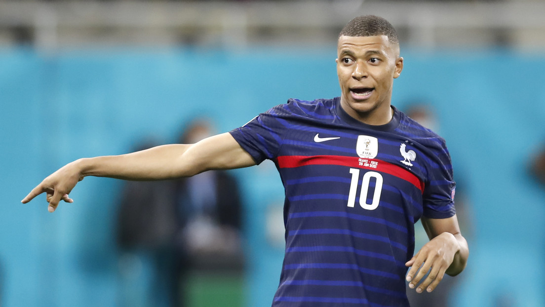 L'Équipe: Mbappé no renovará su contrato con el PSG y jugará un año más en ese club