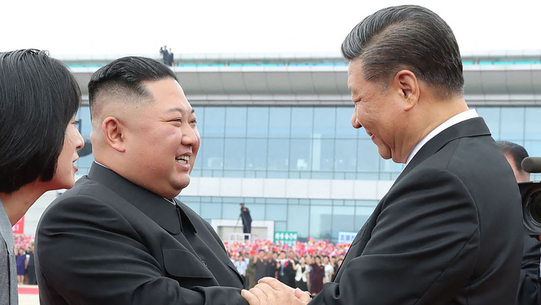 Kim Jong-un aboga por fortalecer las relaciones con China y llevarlas "a un nuevo punto estratégico"