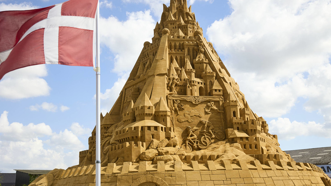 Construyen en Dinamarca el castillo de arena más grande del mundo (FOTO)