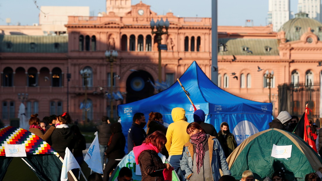 "Es el modelo más brutal del 'lawfare'": Las voces del acampe para pedir la liberación de Milagro Sala en Argentina