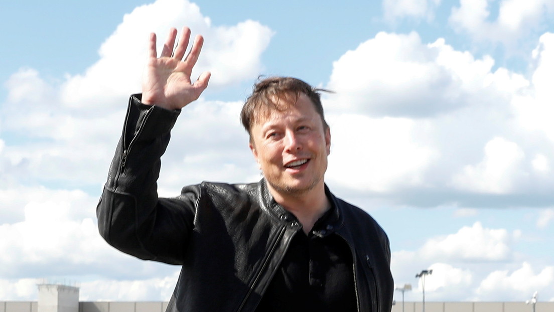 Elon Musk le desea éxito a Branson en su vuelo espacial y se prepara para ver el lanzamiento de Virgin Galactic