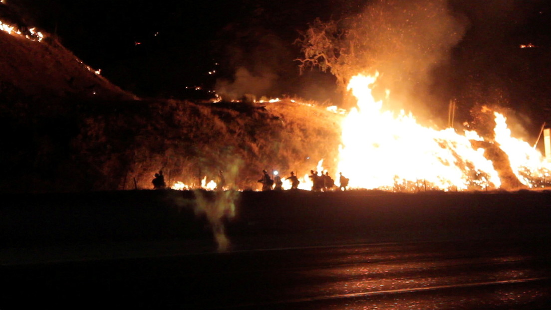 FOTOS: Una ola de incendios azota el oeste de Estados Unidos