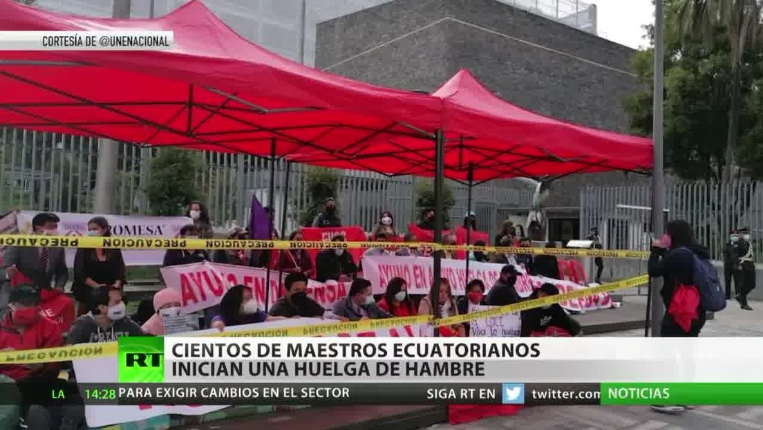 Cientos de maestros ecuatorianos inician una huelga de hambre