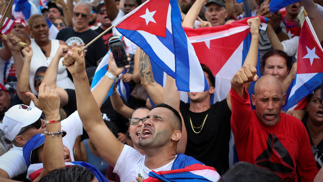 Rusia llama a EE.UU. a no intervenir en los asuntos internos de Cuba y a poner fin al bloqueo de la isla