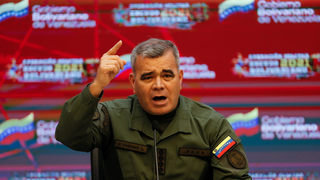 Ministro de Defensa de Venezuela: "Estamos enfrentando una base de operaciones paramilitar en Colombia"